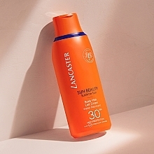 Водостойкое солнцезащитное молочко для тела SPF30 - Lancaster Sun Beauty Sublime Tan Body Milk SPF30 — фото N7
