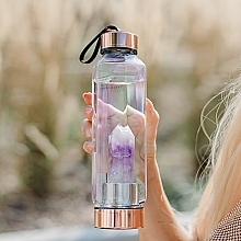 Скляна голографічна пляшка для води з аметистом, 650 мл - Crystallove Hexagon Hologram Amethyst Bottle — фото N2