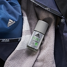 Дезодорант-антиперспірант кульковий - Adidas 6 in 1 48H Anti-Perspirant — фото N3