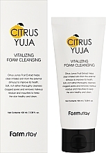 Пенка для умывания - FarmStay Citrus Yuja Vitalizing Foam Cleansing — фото N2