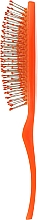 Щетка массажная 11 рядов, оранжевая - Titania — фото N3