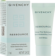 Духи, Парфюмерия, косметика Крем для лица легкой консистенции - Givenchy Ressource Velvet Moisturizing Cream (пробник)