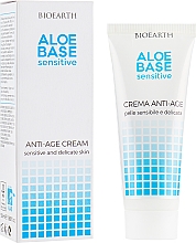 Духи, Парфюмерия, косметика УЦЕНКА Крем для лица "Anti-Age" - Bioearth Aloebase Sensative *