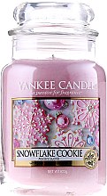 Ароматическая свеча в банке "Снежинки" - Yankee Candle Snowflake Cookie — фото N1