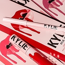 Набор - Kylie Cosmetics Velvet Lip Kit (lipstick/3ml + lip/pencil/1.1g) — фото N7