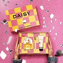 Marc Jacobs Daisy - Набір (edt/100ml + edt/10ml + b/lot/75ml) — фото N4