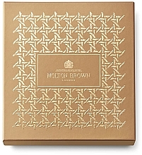 Парфумерія, косметика Molton Brown Re-Charge Black Pepper Set - Набір (sh/gel/100ml + soap/250g)