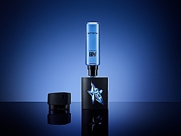 Mugler A Men Rubber Recharge Refill Bottle - Туалетна вода (змінний блок) — фото N3