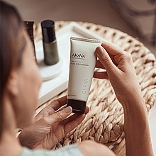 УЦЕНКА Грязевой пилинг для лица - Ahava Time To Clear Facial Mud Exfoliator * — фото N7