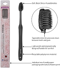 Зубная щетка, черная - Mizuha Wakka With Black Silica Filaments Toothbrush — фото N3