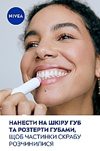 Скраб-бальзам для губ с маслом шиповника - NIVEA Caring Scrub Super Soft Lips Rosehip Oil + Vitamin E — фото N9