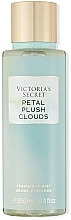 Духи, Парфюмерия, косметика Парфюмированный спрей для тела - Victoria's Secret Petal Plush Clouds Fragrance Mist