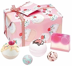 Парфумерія, косметика Набір, 5 шт. - Bomb Cosmetics Wrapped Gifts Cherry Bathe-Well