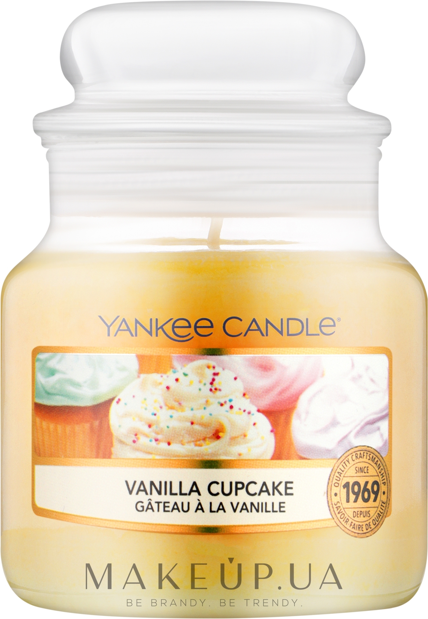 Ароматическая свеча в банке "Ванильный кекс" - Yankee Candle Vanilla Cupcake — фото 104g