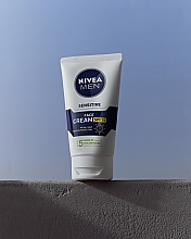 Чоловічий крем для догляду за чутливою шкірою обличчя - NIVEA MEN Sensitive Facial Cream SPF15 — фото N5