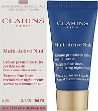 Ночной крем - Clarins Multi-Active Nuit Targets Fine Lines, Revitalizing Night Cream Normal to Dry Skin (мини) — фото N2