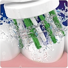 Змінна насадка для електричної зубної щітки, 4 шт. - Oral-B Pro Cross Action White — фото N6
