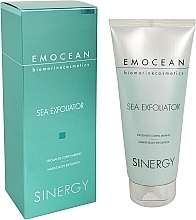 Морський гель-скраб для тіла з перлітом - Emocean Sinergy Sea Exfoliator — фото N2