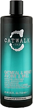 Кондиціонер відновлюючий для волосся - Tigi Catwalk Oatmeal & Honey Conditioner — фото N1