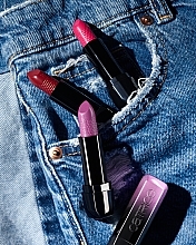 Помада для губ - Catrice Shine Bomb Lipstick — фото N10