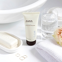 УЦЕНКА Грязевой пилинг для лица - Ahava Time To Clear Facial Mud Exfoliator * — фото N6