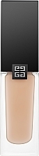 Духи, Парфюмерия, косметика УЦЕНКА Тональная основа - Givenchy Prisme Libre Skin-Caring Glow Foundation *