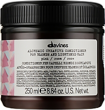 Кондиционер для натуральных и окрашенных волос (розовый) - Davines Alchemic Conditioner Pink — фото N1