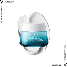 УЦЕНКА Легкий крем для всех типов кожи лица, увлажнение 72 часа - Vichy Mineral 89 Light 72H Moisture Boosting Cream * — фото N3