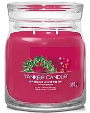 Ароматична свічка в банці "Sparkling Winterberry", 2 ґноти - Yankee Candle Singnature — фото N2