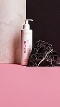 Зволожувальний гель для душу з комплексом пребіотиків та екстрактом рамбутана - Marie Fresh Cosmetics Shower Gel Deep Moisturizing Series — фото N3