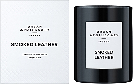Urban Apothecary Smoked Leather Candle - Свеча ароматическая — фото N2