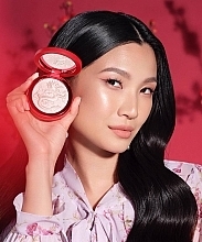 Хайлайтер - Anastasia Beverly Hills Glow Seeker Highlighter Chinese New Year — фото N8