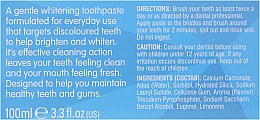 Набір з ліловою зубною щіткою - Beauty Formulas (toothbrush/1pcs + toothpaste/100ml) — фото N3