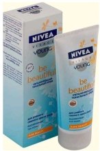 Парфумерія, косметика Зволожуючий тональний крем - NIVEA Visage Young Be Beautiful! Tinted Moisturiser