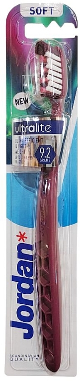 Зубная щетка, мягкая, бордовая - Jordan Ultralite Soft Toothbrush  — фото N1