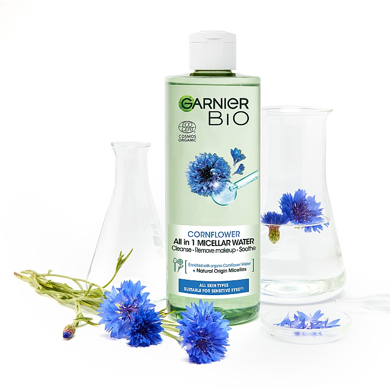 Міцелярна вода з екстрактом волошки для всіх типів шкіри - Garnier Bio Soothing Cornflower Micellar Water — фото N3