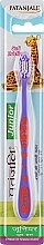 Парфумерія, косметика Зубна щітка для дітей, фіолетова - Patanjali Junior Toothbrush