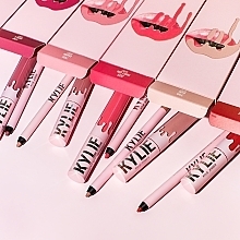 Набор - Kylie Cosmetics Velvet Lip Kit (lipstick/3ml + lip/pencil/1.1g) — фото N6