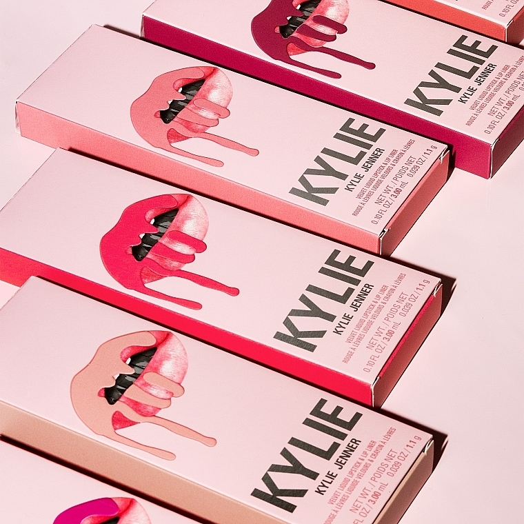 Набор - Kylie Cosmetics Velvet Lip Kit (lipstick/3ml + lip/pencil/1.1g) — фото N13