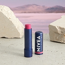 Помада для губ і щік - Nivea Caring Beauty Lip & Chick SPF30 — фото N8