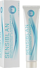 Освежающая отбеливающая зубная паста - Delarom Sensiblan Toothpaste — фото N2