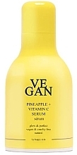 Парфумерія, косметика Освітлювальна сироватка для обличчя з екстрактом ананаса і вітаміну С - Vegan By Happy Skin Pineapple + Vitamin C Serum