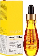 Сыворотка с эфирными маслами для сияния кожи лица - Decleor Aromessence Green Mandarin Oil Serum — фото N2