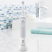 Електрична зубна щітка, біла - Oral-B Vitality 100 PRO Sensi Ultrathin — фото N4