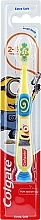 Парфумерія, косметика Дитяча зубна щітка, 2-6 років, жовто-синя, міньйони 2 - Colgate Smiles Kids Extra Soft