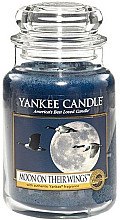 Парфумерія, косметика Ароматична свічка - Yankee Candle Moon On Their Wings