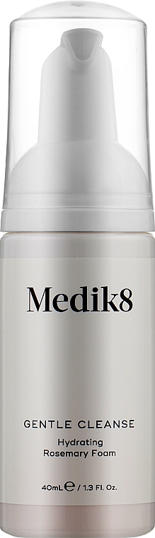 Очищающая пенка для всех типов кожи - Medik8 Gentle Cleanse Hydrating Rosemary Foam — фото N1