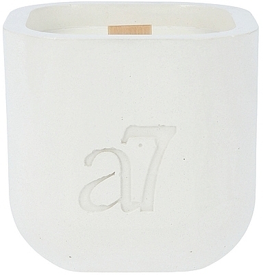 Ароматическая соевая свеча, белая - A7 Candles Salted Caramel — фото N1