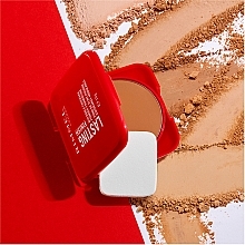 УЦЕНКА Компактная пудра для лица - Rimmel Lasting Finish Buildable Coverage * — фото N6