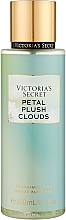 Парфумований спрей для тіла - Victoria's Secret Petal Plush Clouds Fragrance Mist — фото N1